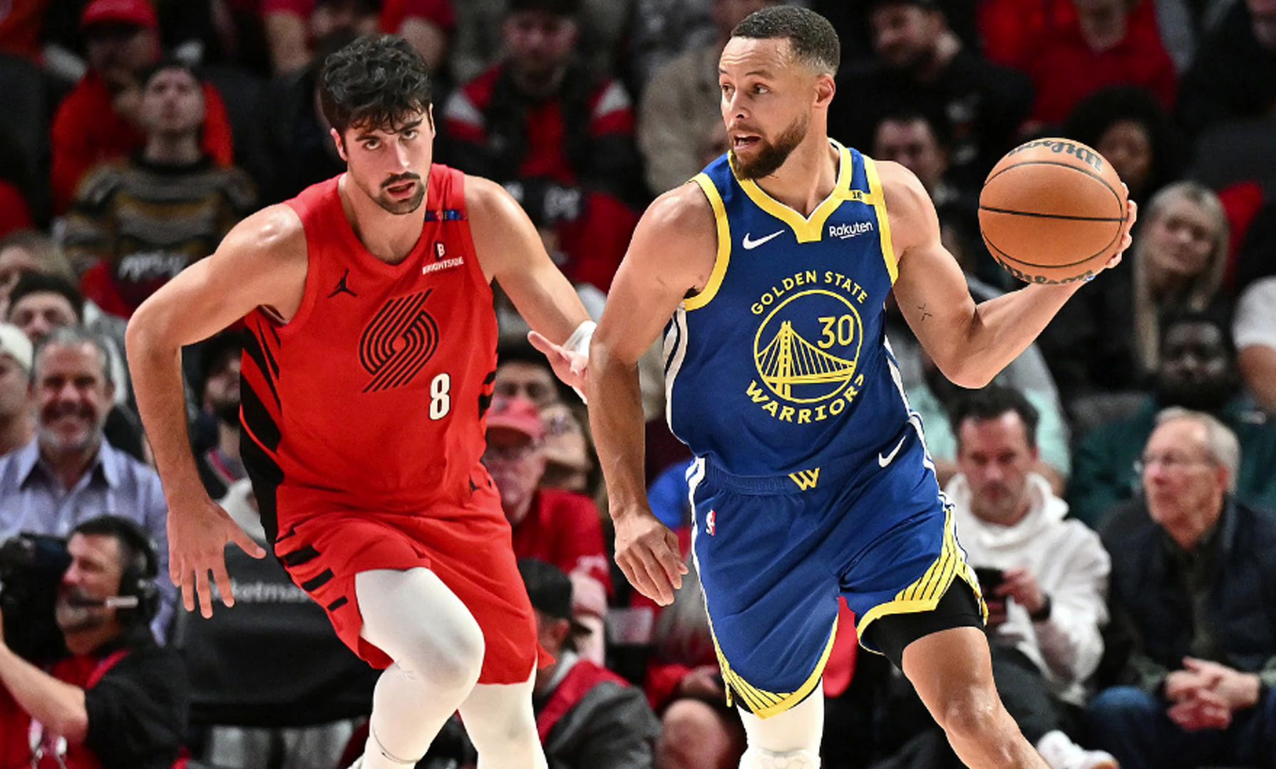 包含开拓者队在主场以分之差险胜骑士队的词条