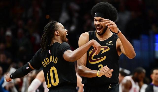 米切尔狂砍逆转取胜分,引发争议迎来新赛季高光!的简单介绍